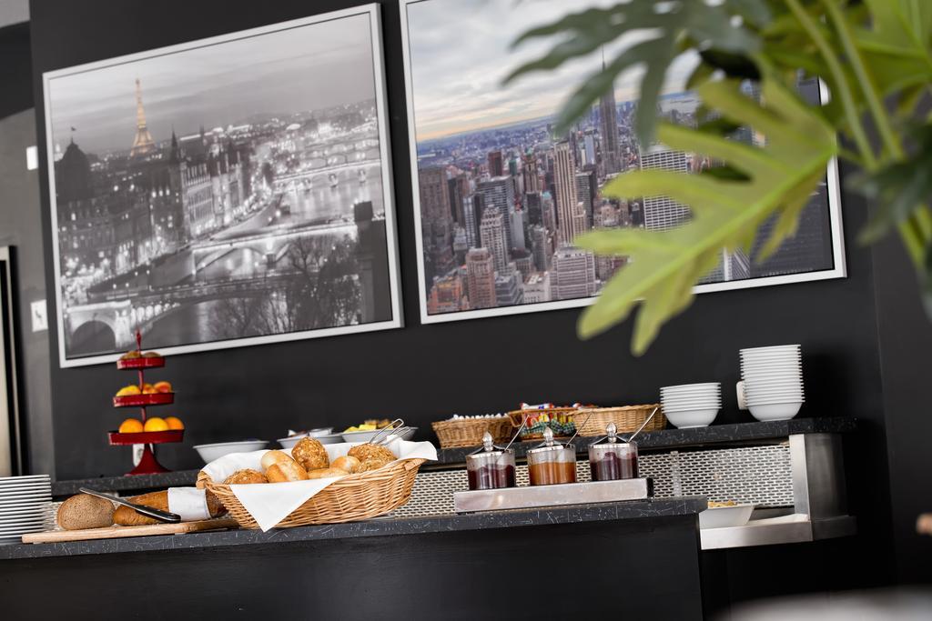 Days Inn Dessau Restaurant bilde